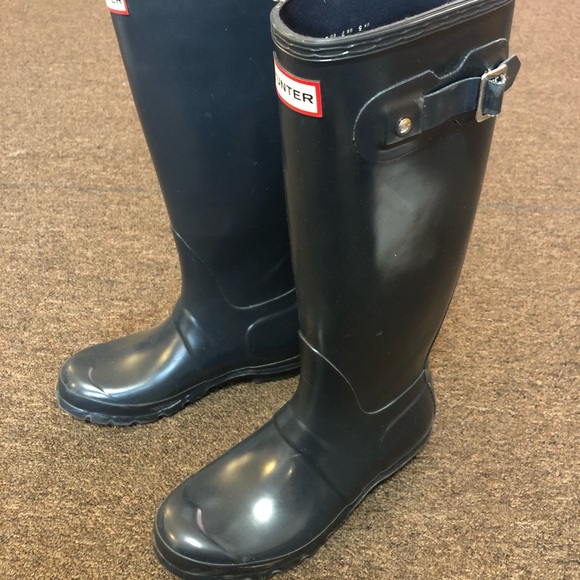 Hunter Original Tall Gloss Navy Blue Rain Boots - Picture 3 of 6